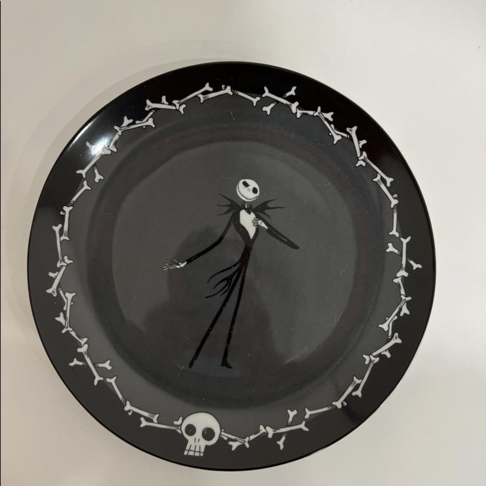 Tim Burton’s The Night Before Christmas Dinner Plates 10.5” Set of 5